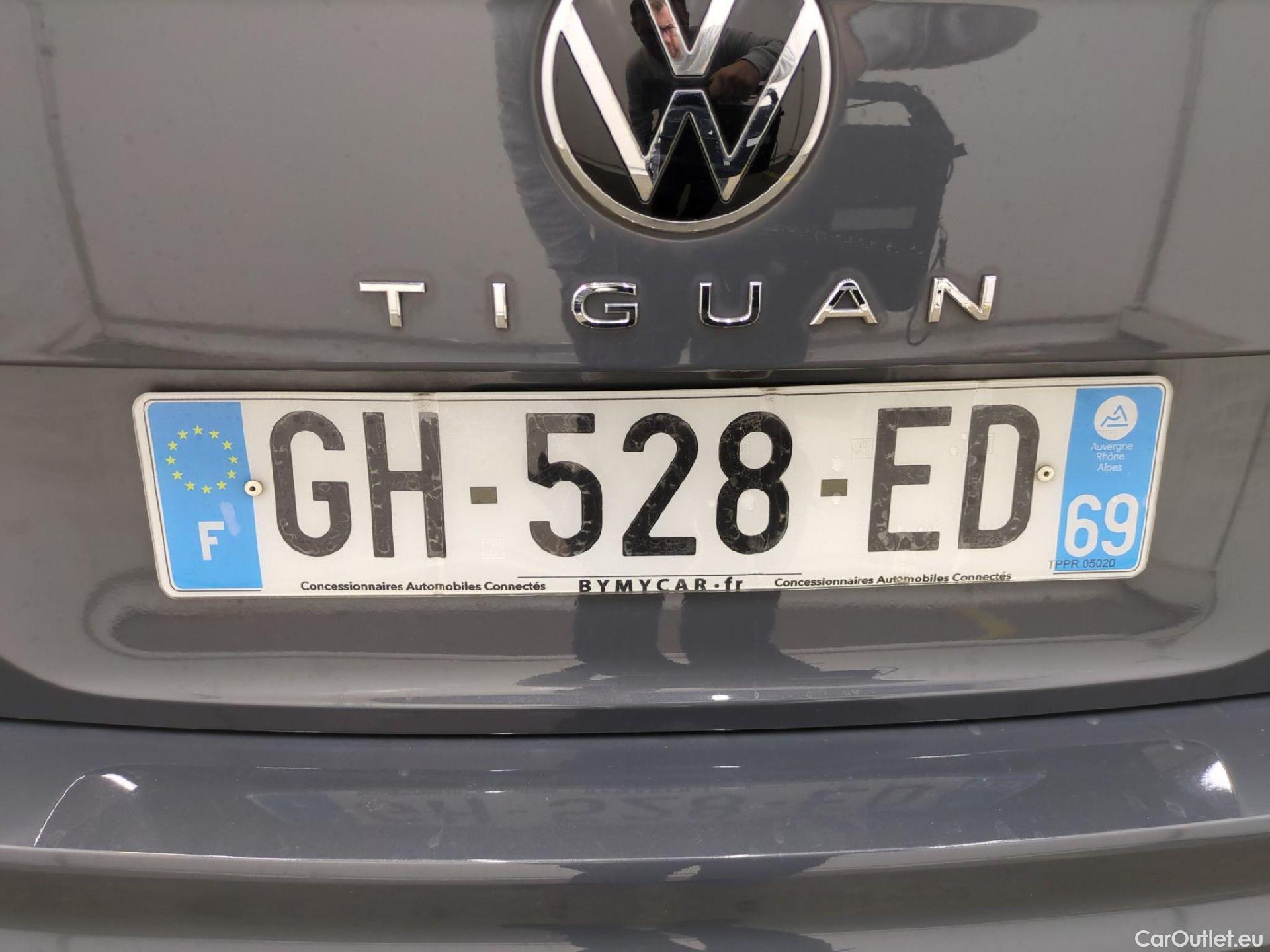  Volkswagen  Tiguan VOLKSWAGEN  / 2020 / 5P / SUV 1.5 TSI 150 DSG7 Life Busines #22