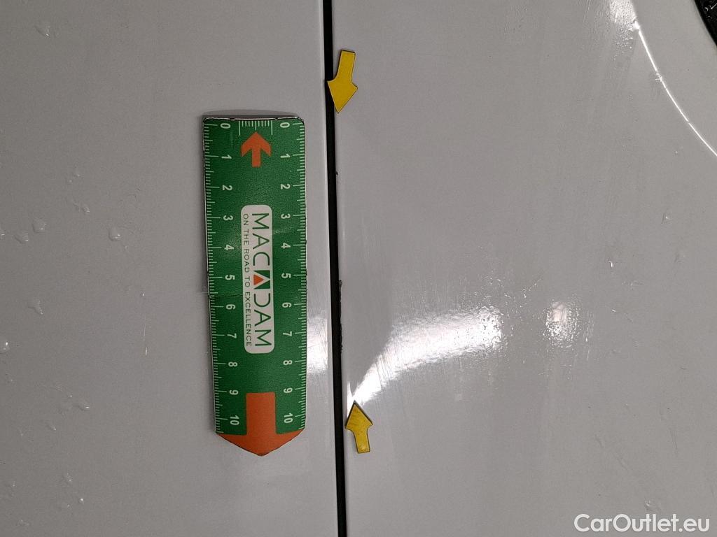  Citroen  Berlingo CITROEN  Van / 2018 / 4P / Fourgonnette Taille M 650kg BlueHDi 100 S&S BVM Club #15