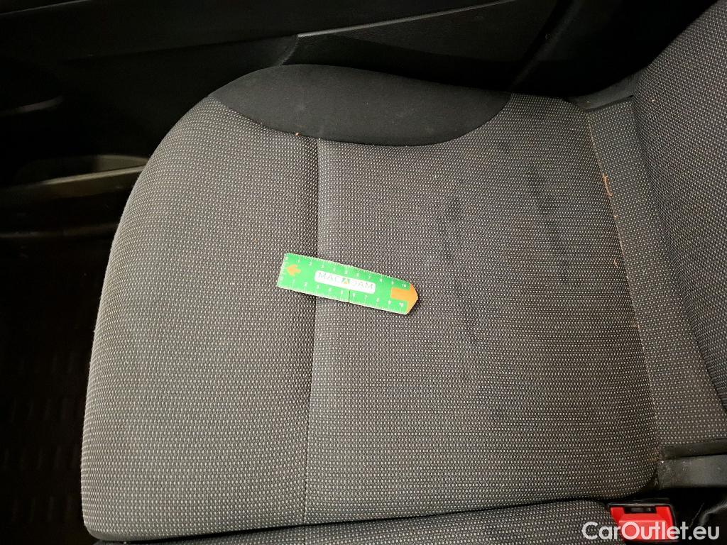  Citroen  Berlingo CITROEN  Van / 2018 / 4P / Fourgonnette Taille M 650kg BlueHDi 100 S&S BVM Club #38