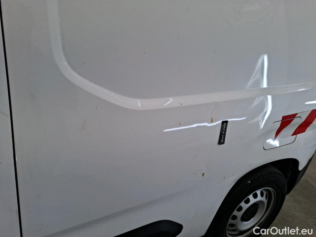  Citroen  Berlingo  Fourgon Worker M 1000 1.2 PureTech 130CV BVA8 E6d #1