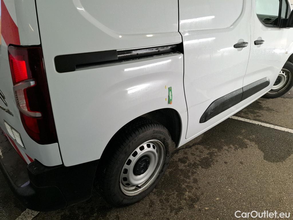  Citroen  Berlingo CITROEN  Van / 2018 / 4P / Fourgonnette Taille M 650kg BlueHDi 100 S&S BVM Club #26