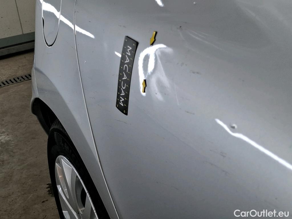  Renault  Clio  IV Air MediaNav 1.5 dCi 90CV BVM5 E6 #23