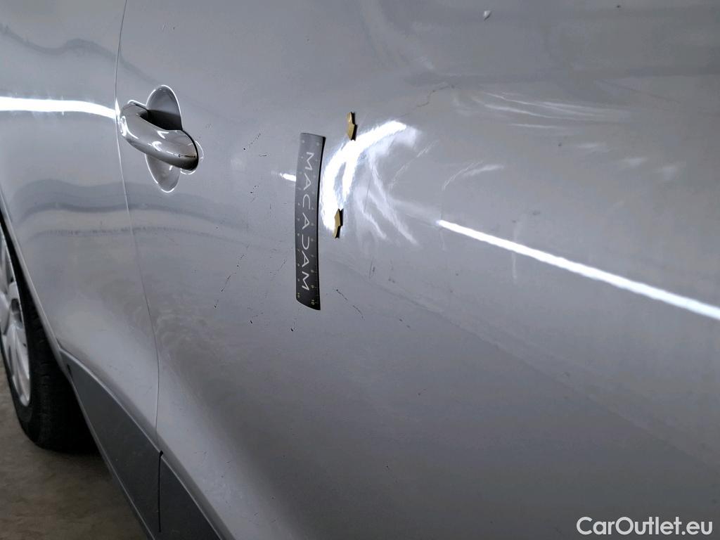  Renault  Clio  IV Air MediaNav 1.5 dCi 90CV BVM5 E6 #27