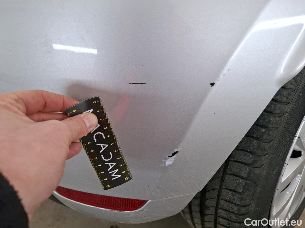  Renault  Clio  IV Air MediaNav 1.5 dCi 90CV BVM5 E6 #13