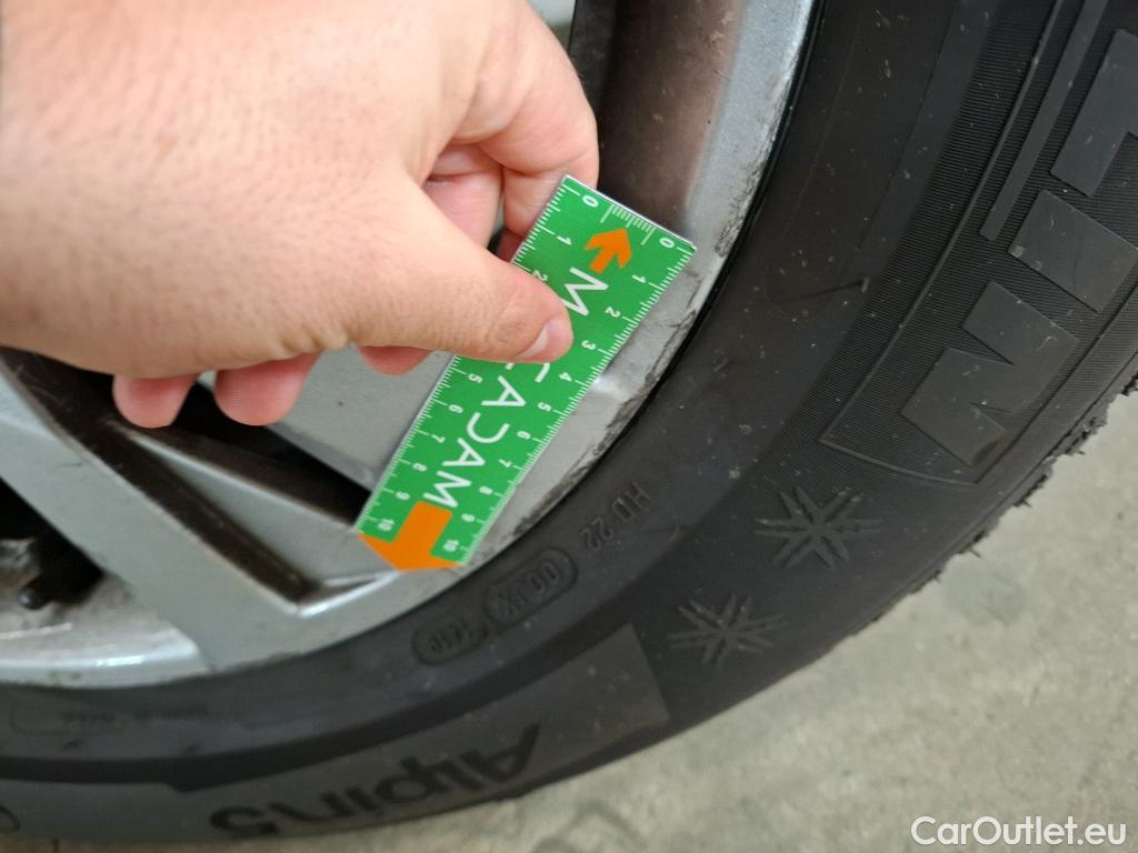  Peugeot  3008  Active Business 1.5 HDi 130CV BVA8 E6dT #19