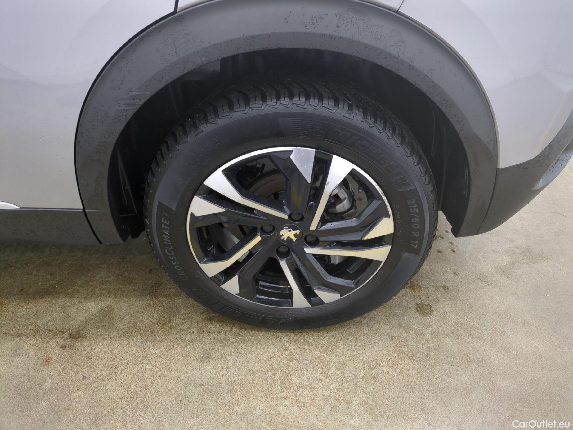  Peugeot  2008  Allure Business 1.2 PureTech 130CV BVA8 E6d #8