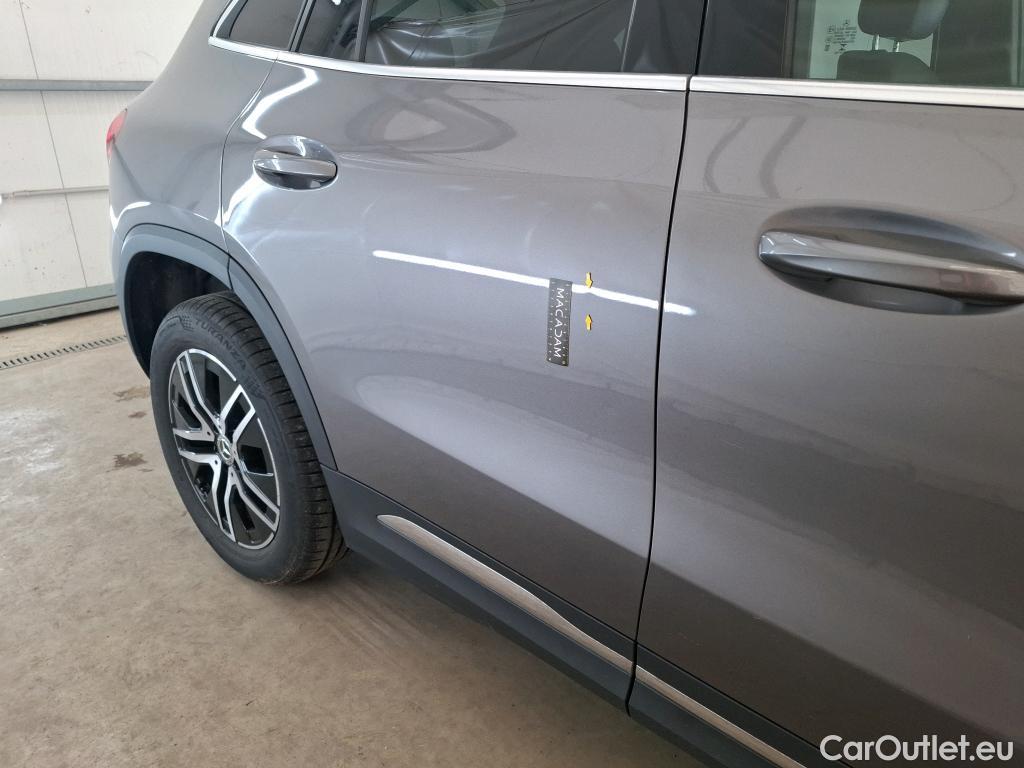  Mercedes  GLA MERCEDES-BENZ  / 2020 / 5P / SUV 2.0  200 D BUSINESS LINE DCT #15
