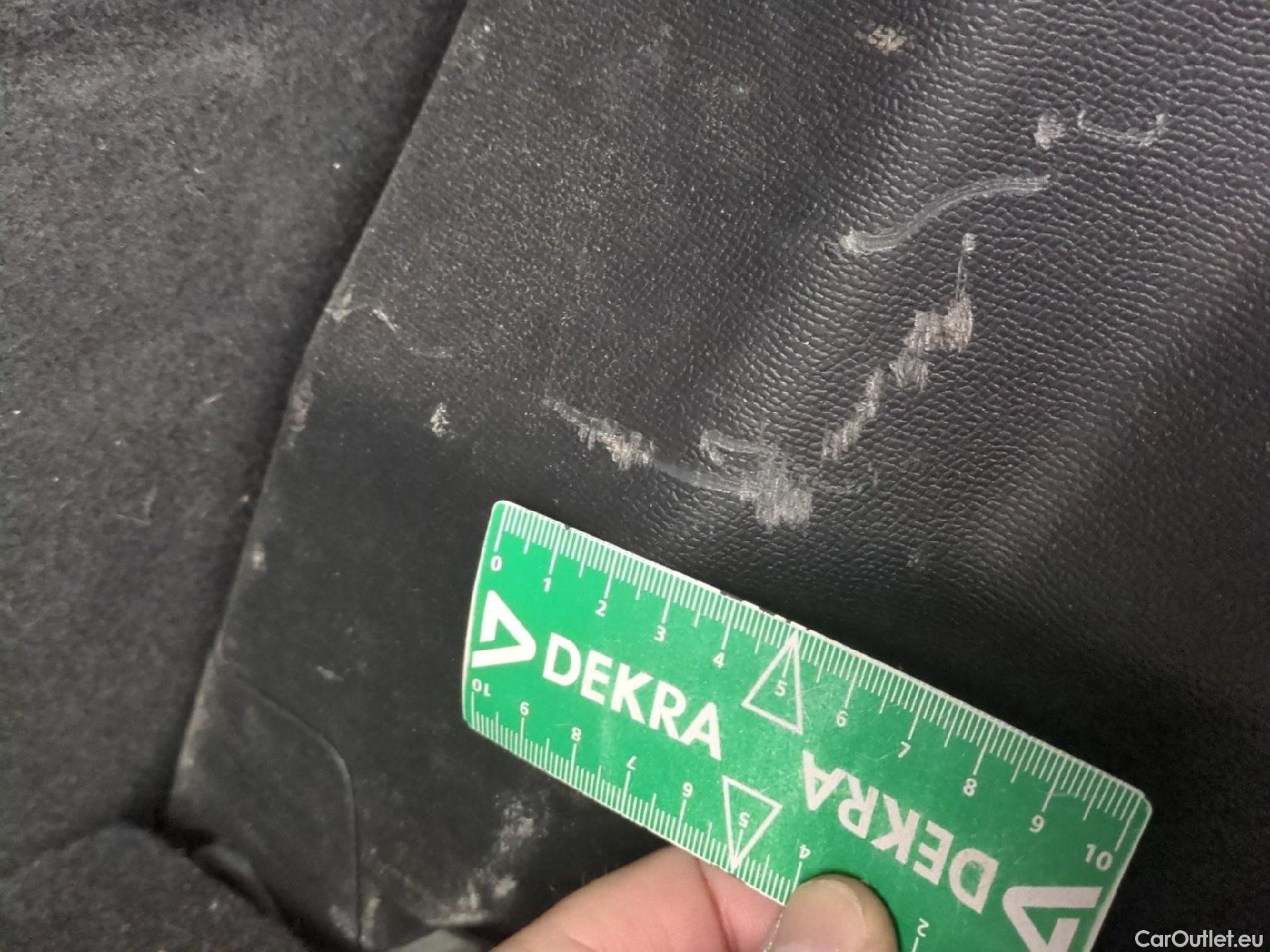  Peugeot  2008  Allure Business 1.2 PureTech 130CV BVA8 E6d #11