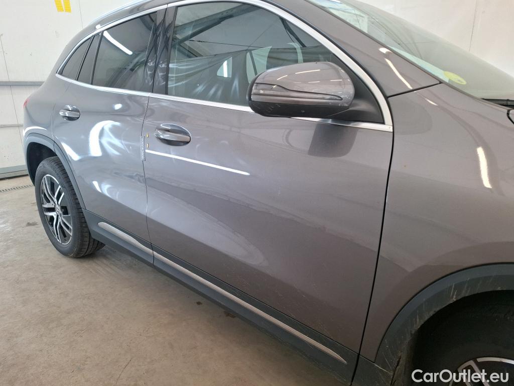  Mercedes  GLA MERCEDES-BENZ  / 2020 / 5P / SUV 2.0  200 D BUSINESS LINE DCT #17