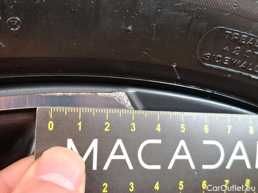  Hyundai  Tucson HYUNDAI  / 2020 / 5P / SUV 1.6 PHEV 265 HTRAC BUSINESS 4WD AUTO #75