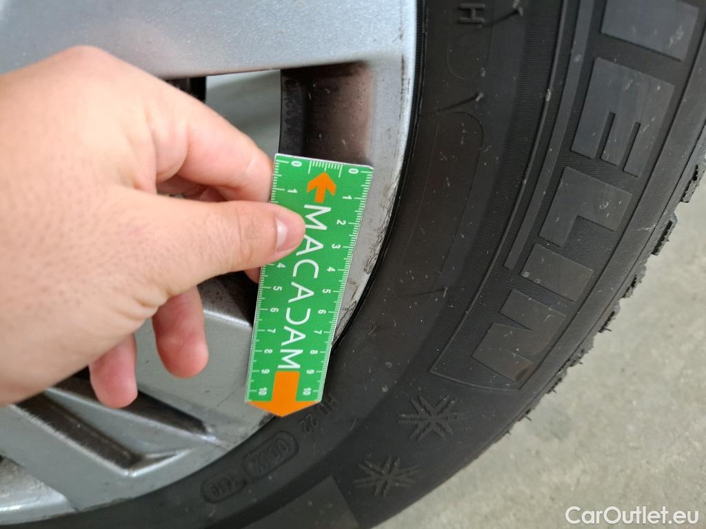  Peugeot  3008  Active Business 1.5 HDi 130CV BVA8 E6dT #18