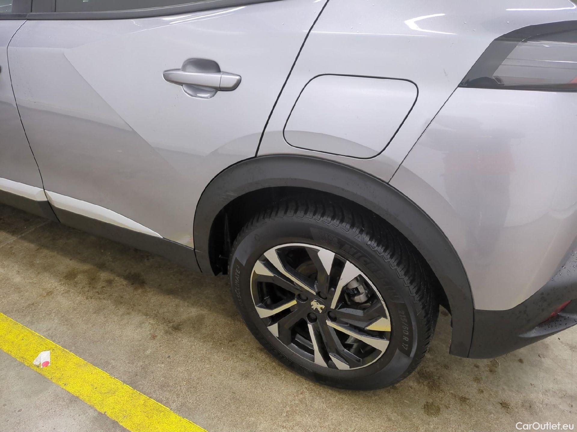  Peugeot  2008  Allure Business 1.2 PureTech 130CV BVA8 E6d #37