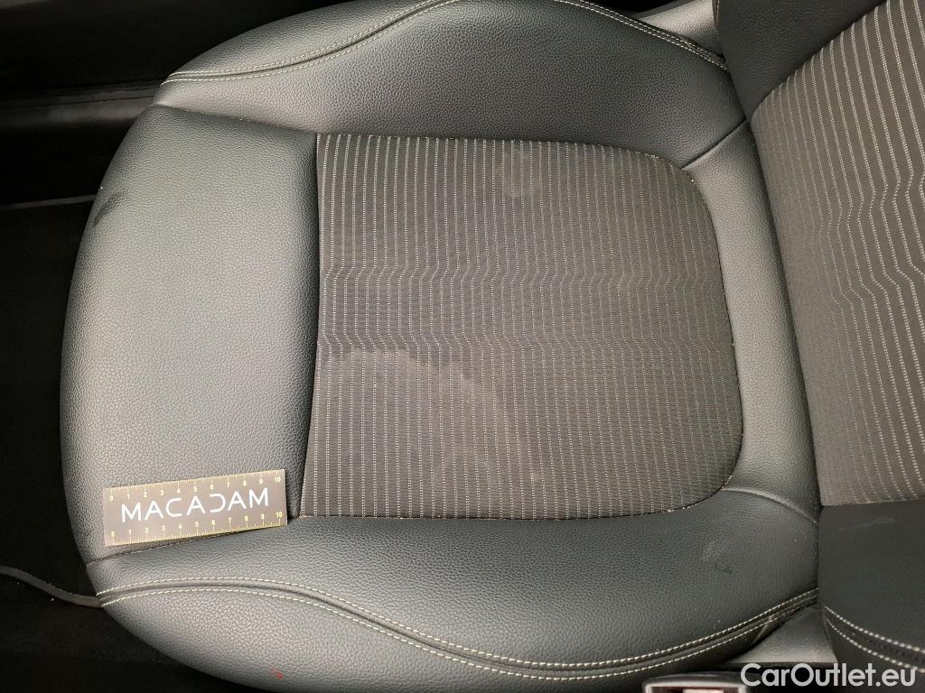  Mercedes  GLA MERCEDES-BENZ  / 2020 / 5P / SUV 2.0  200 D BUSINESS LINE DCT #21