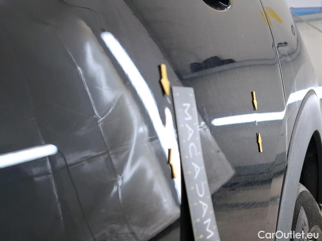  Opel   Grandland X Grandland X Elegance Business 1.5 130CV BVA8 E6d #5