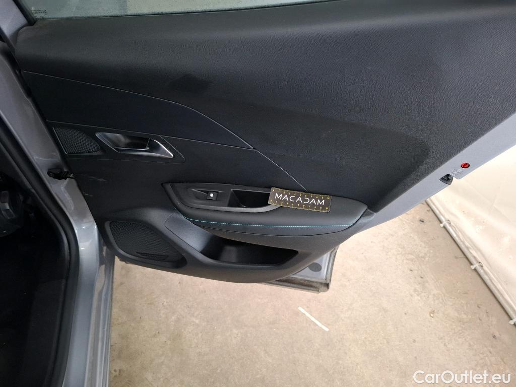  Peugeot  2008  Allure Pack 1.2 PureTech 130CV BVA8 E6d #11