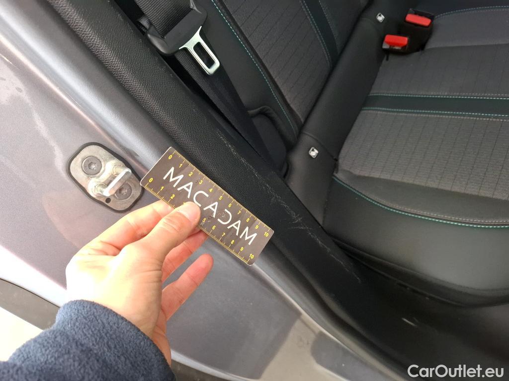  Peugeot  2008  Allure Pack 1.2 PureTech 130CV BVA8 E6d #8