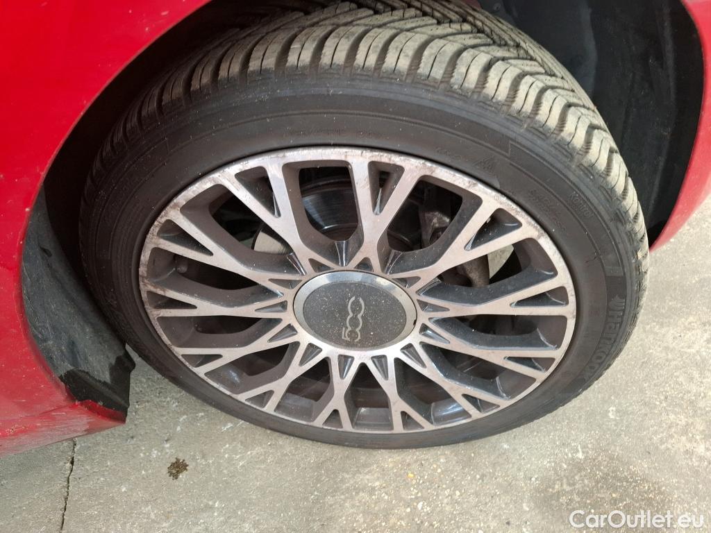  Fiat  500 FIAT  / 2015 / 3P / Berline Hybrid 1.0 BSG 70 ch Dolcevita Plus #25