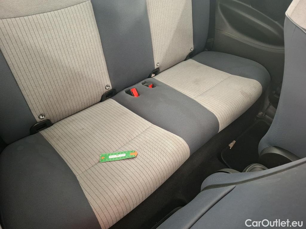  Fiat  500 FIAT  / 2020 / 3P / Berline 42kWh Icône #10