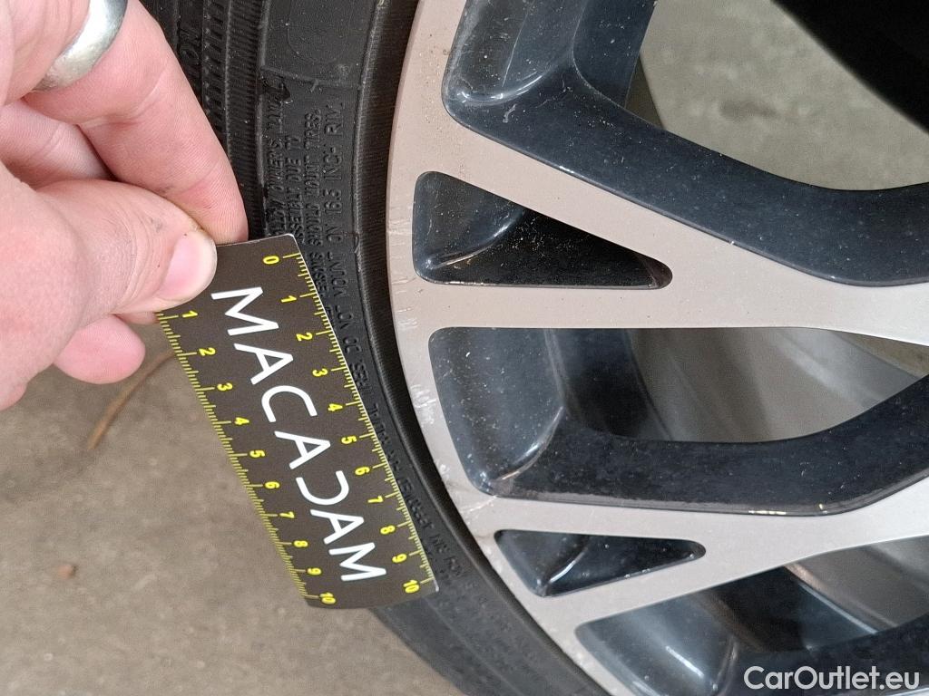  Fiat  500 FIAT  / 2015 / 3P / Berline Hybrid 1.0 BSG 70 ch Dolcevita Plus #32