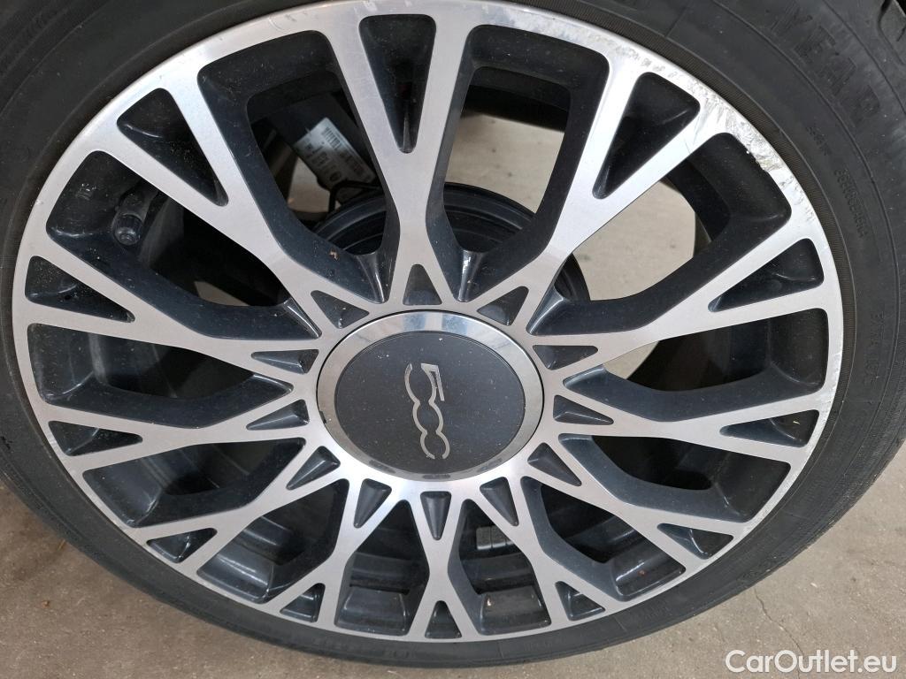  Fiat  500 FIAT  / 2015 / 3P / Berline Hybrid 1.0 BSG 70 ch Dolcevita Plus #28