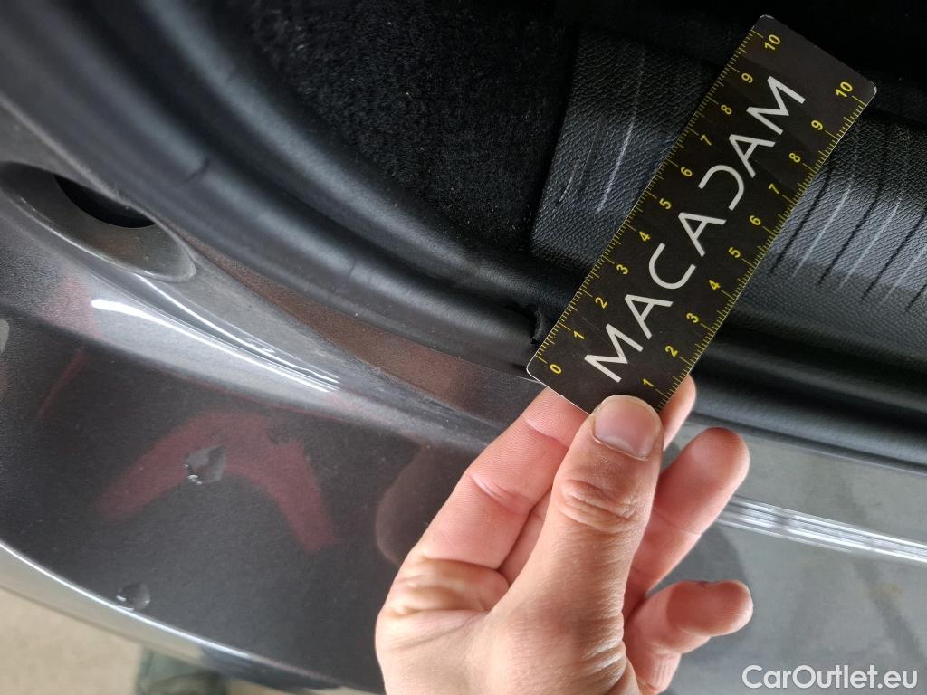  Citroen  C4  Berline Live Pack Business 1.2 PureTech 100CV BVM6 E6d #2