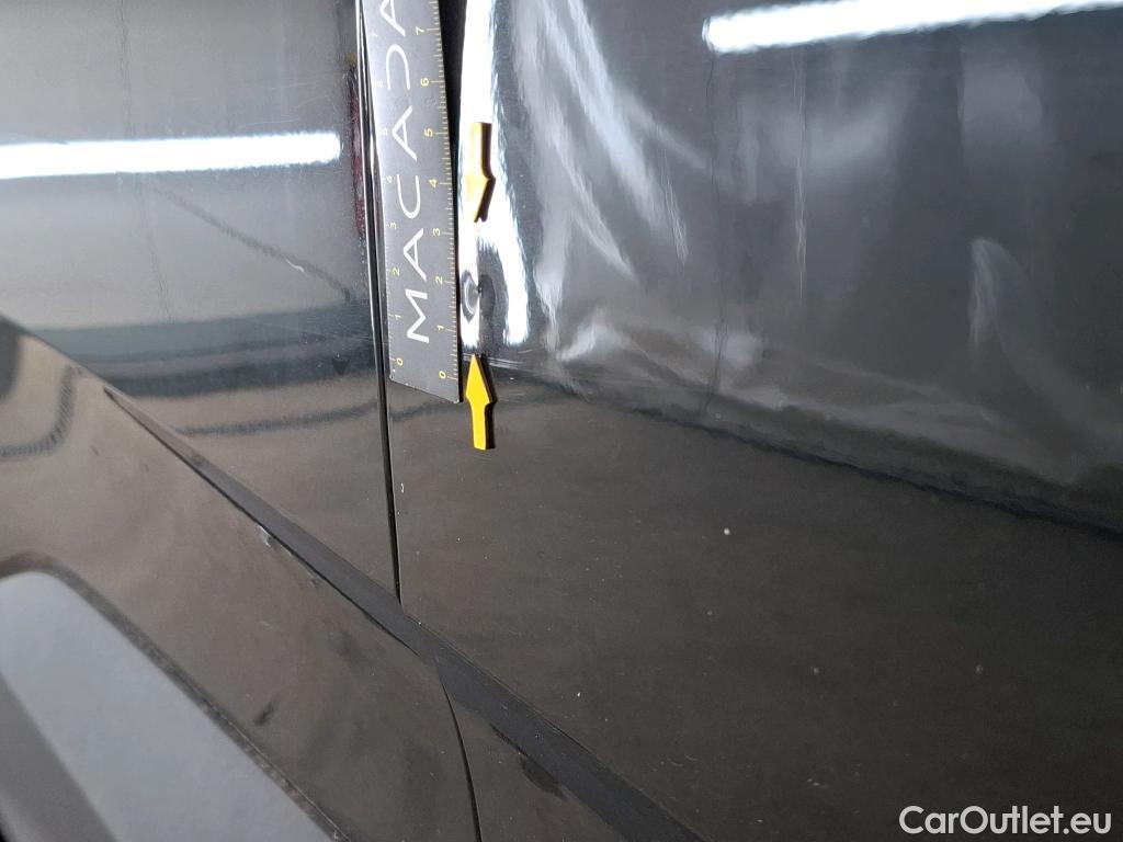  Opel   Grandland X Grandland X Elegance Business 1.5 130CV BVA8 E6d #9