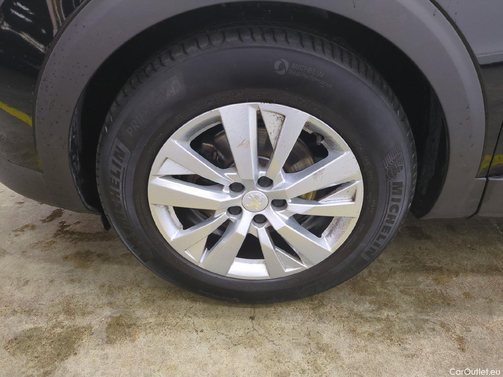  Peugeot  3008  Active Business 1.5 HDi 130CV BVA8 E6d #2