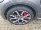  Jaguar  F-PACE SVR 5.0i 550pk/cv 5p AWD Aut. Automatic Petrol  6 #46