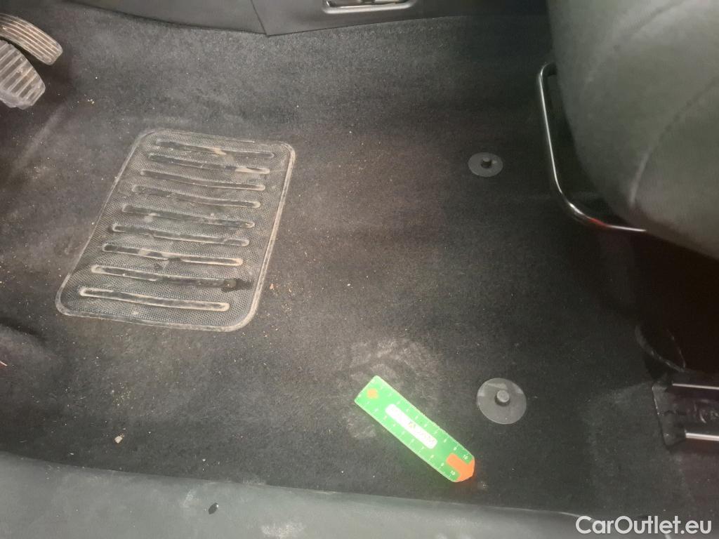  Citroen  C3  Feel Business 1.2 PureTech 80CV BVM5 E6d #6