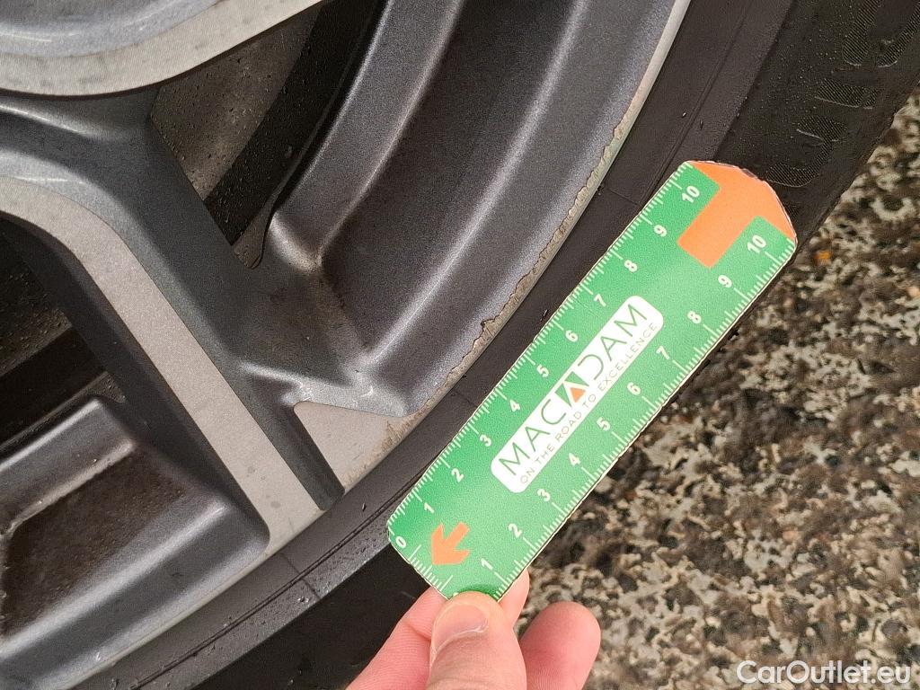  Bmw  X2 BMW  / 2017 / 5P / SUV sDrive18i Business DesignDKG7 #4