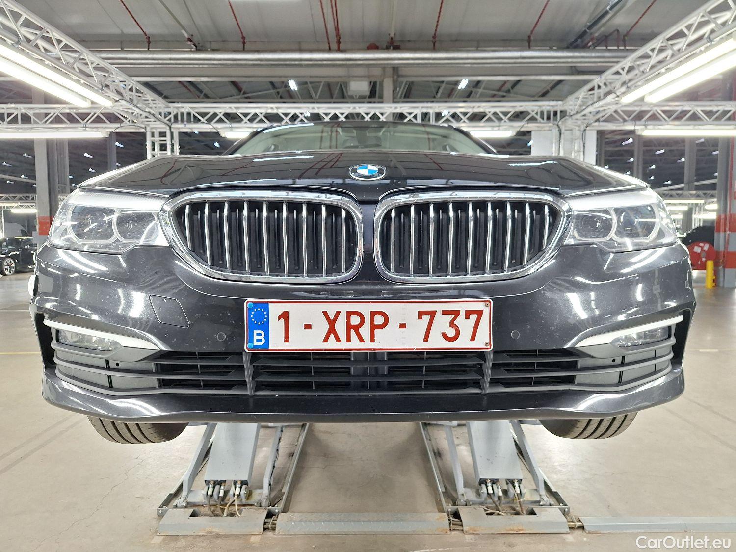  Bmw  Serie 5 BMW, 5-serie touring '17, BMW 5 Reeks Touring 518d Aut. (100 kW) 5d #18