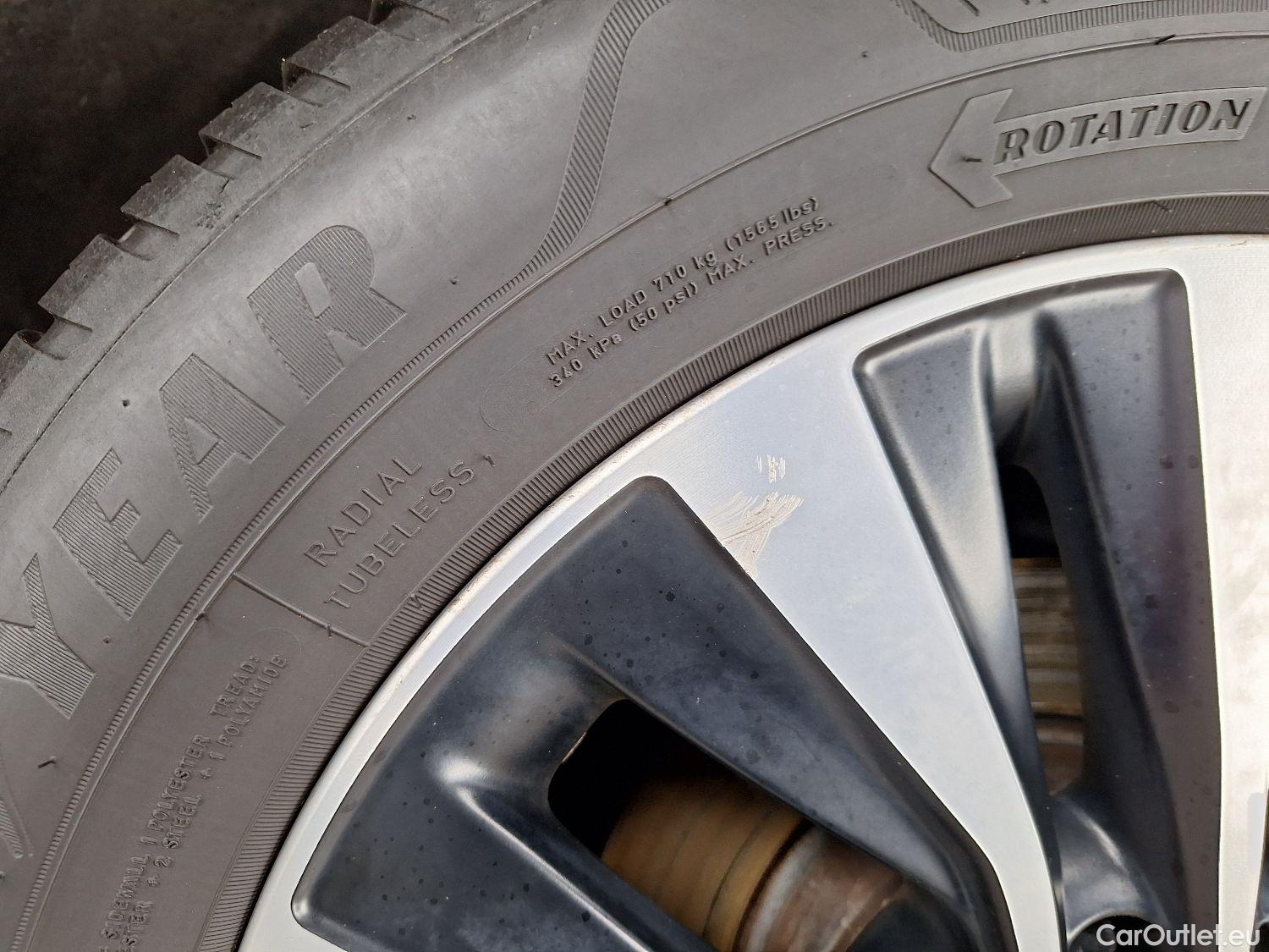  Mercedes  A-Klasse Mercedes, A-Class Berline '18, Mercedes-Benz  Limousine A 180 d DCT Busin #7