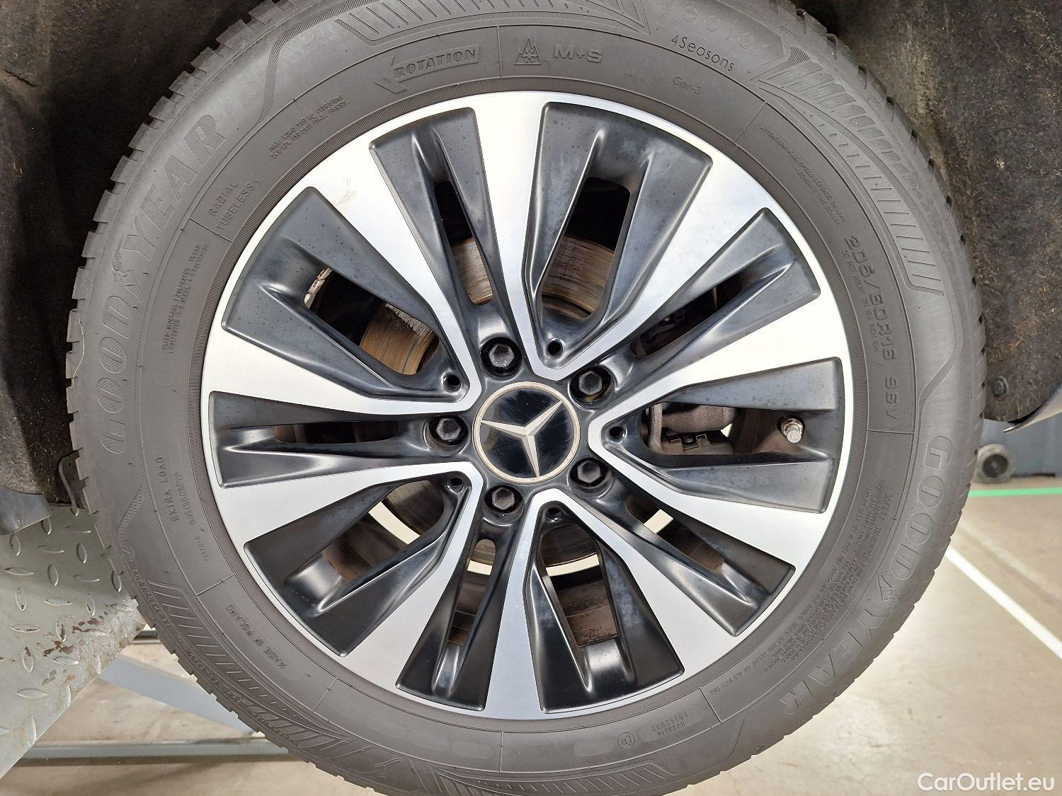  Mercedes  A-Klasse Mercedes, A-Class Berline '18, Mercedes-Benz  Limousine A 180 d DCT Busin #6