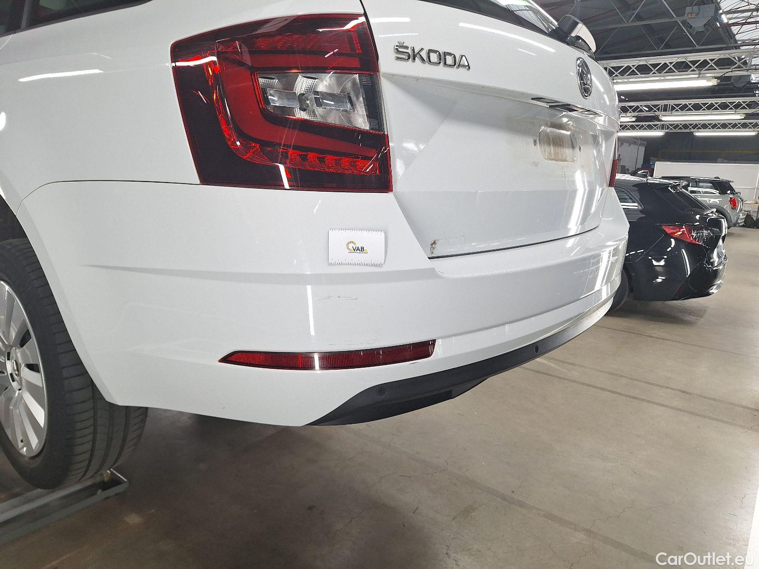  Skoda  Octavia Skoda,  Combi FL'16, Skoda  Combi 1.6 CRTDI GreenTec 85kW Ambiti #17