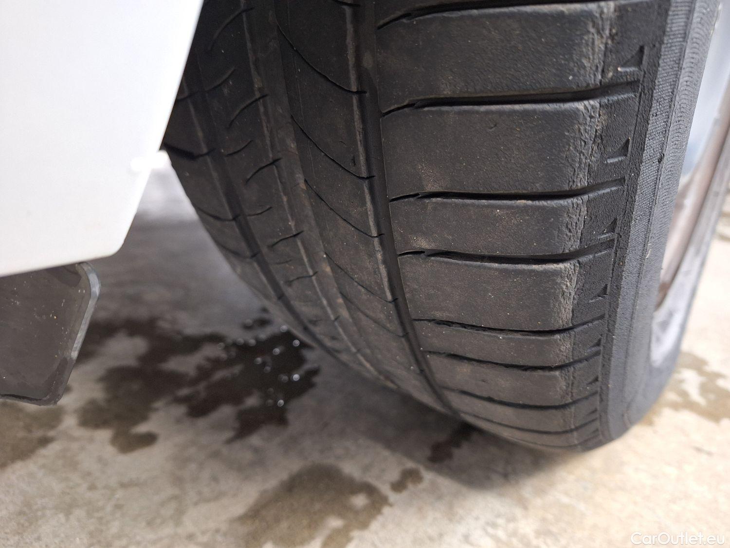  Skoda  Octavia Skoda,  Combi FL'16, Skoda  Combi 1.6 CRTDI GreenTec 85kW Ambiti #41