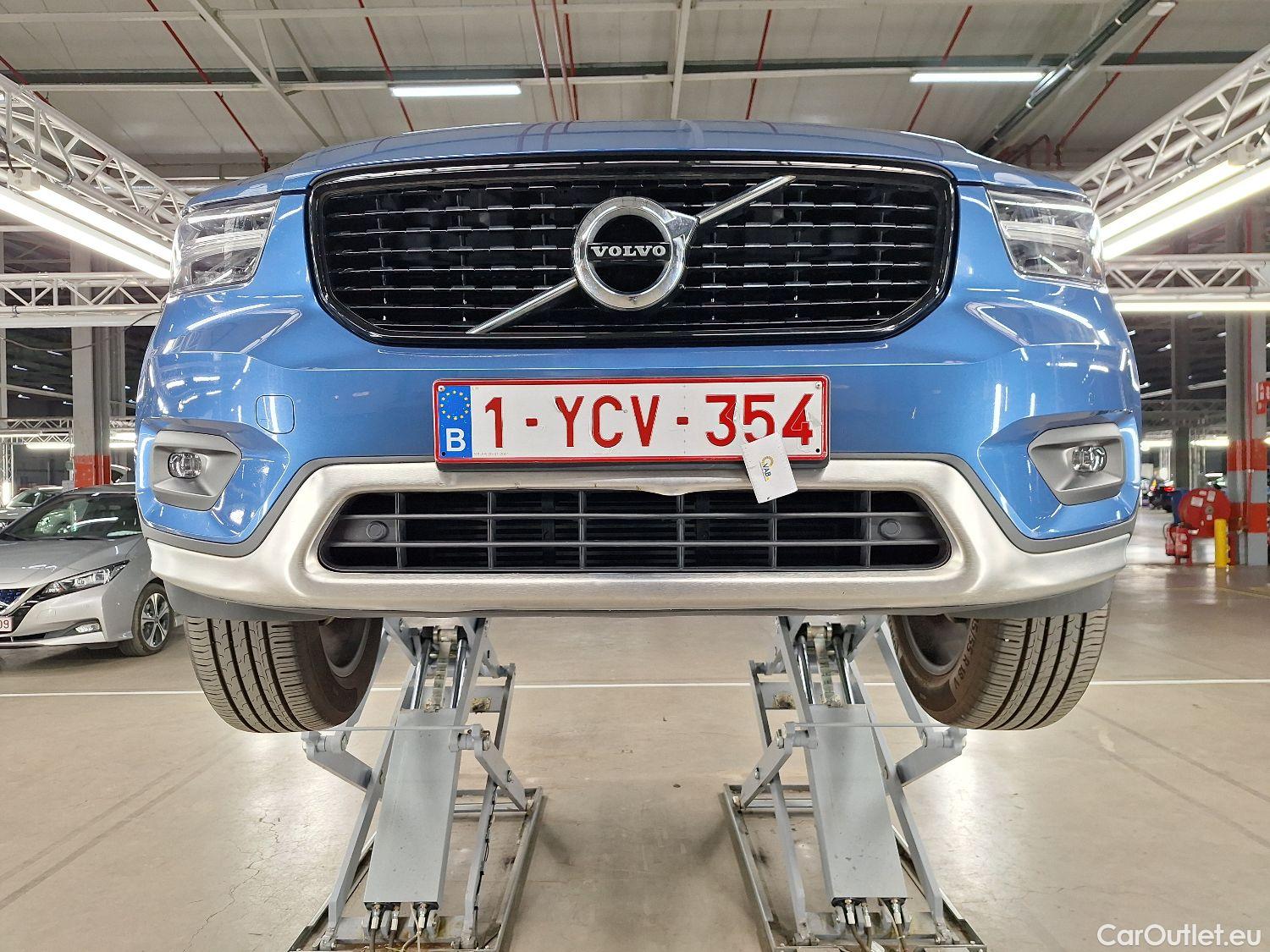  Volvo  XC 40 Volvo, XC40 '17, Volvo XC40 T3 Geartronic R-Design 5d #3