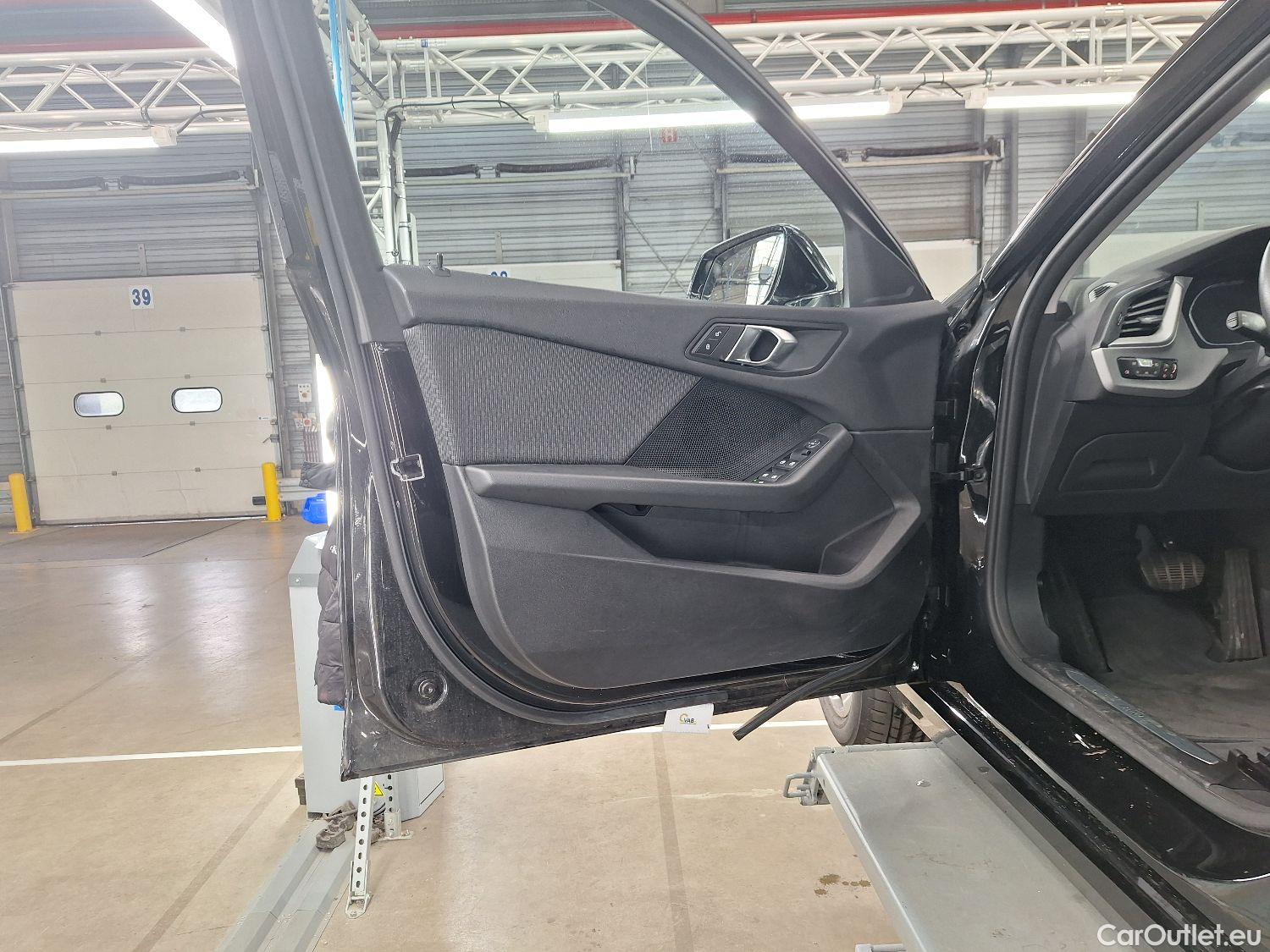  Bmw  Serie 1 BMW, 1-serie '19, BMW 1 Reeks Hatch 116dA (85 kW) 5d #13