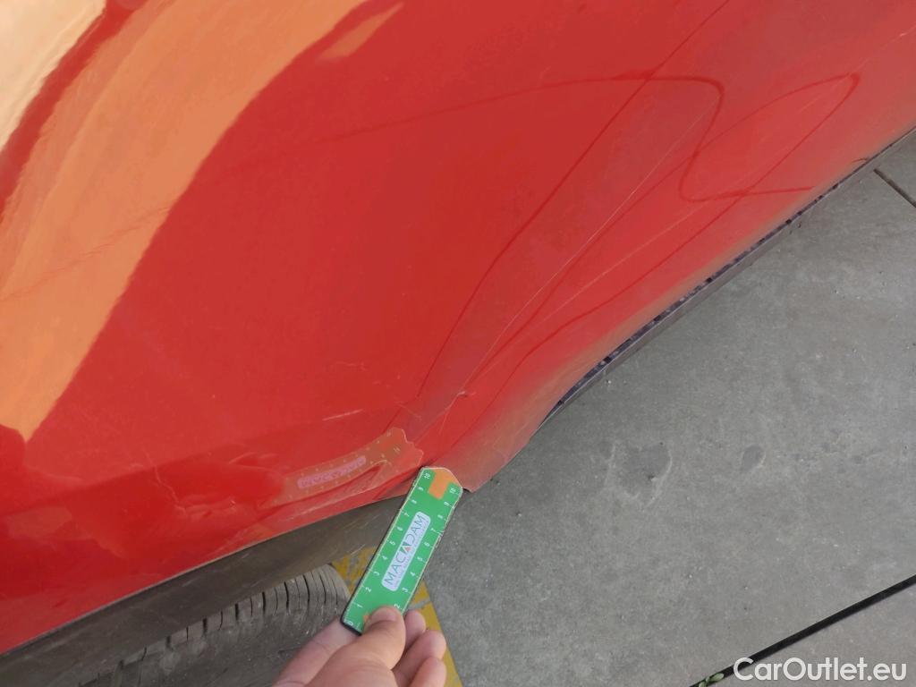  KIA  Sportage KIA  / 2018 / 5P / todoterreno 1.6 MHEV Business DCT 100kW (136CV) 4X2 #2