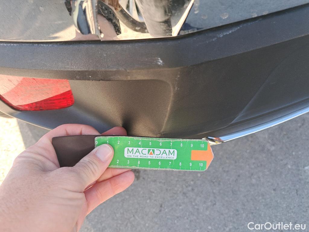  Peugeot  3008 PEUGEOT  / 2016 / 5P / todoterreno GT Line BlueHDi 132kW (180CV) S&S EAT8 #10