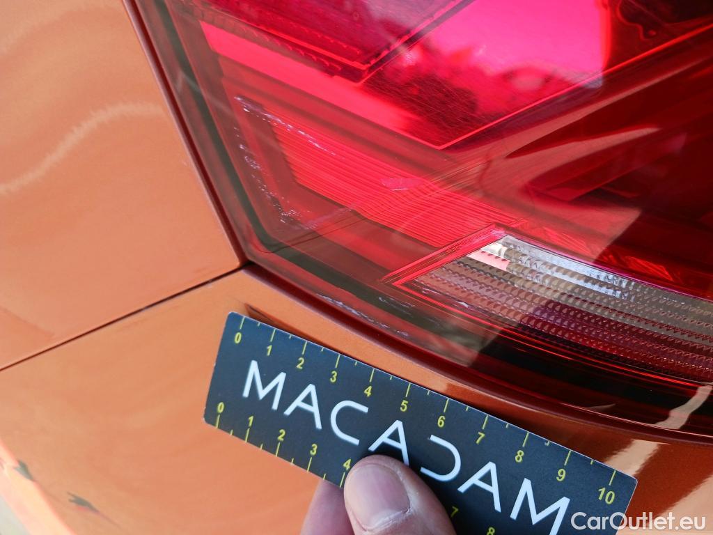  Volkswagen  T-ROC VOLKSWAGEN  / 2017 / 5P / todoterreno Advance Style 1.0 TSI 85kW (115CV) #21