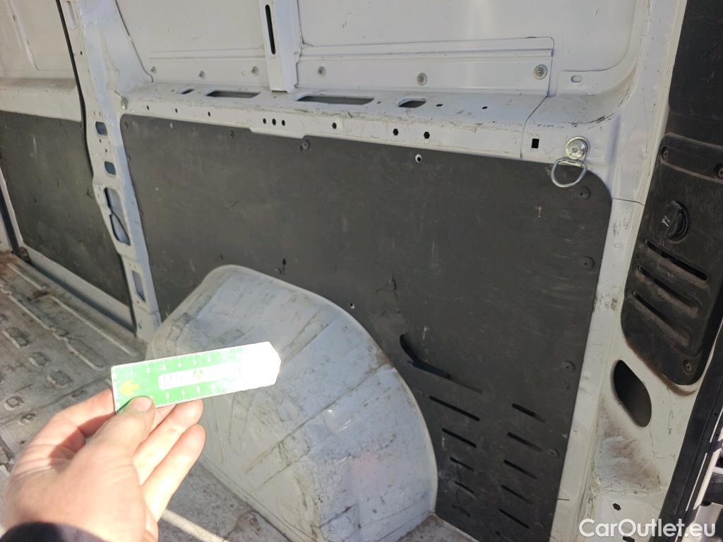  Citroen  Jumper CITROEN  / 2014 / 4P / furgón BlueHDi 103KW (140CV) Furgón 35L2H2 #5