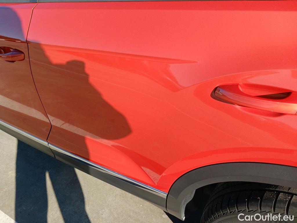  Volkswagen  T-ROC VOLKSWAGEN  / 2017 / 5P / todoterreno Advance Style 1.0 TSI 85kW (115CV) #22