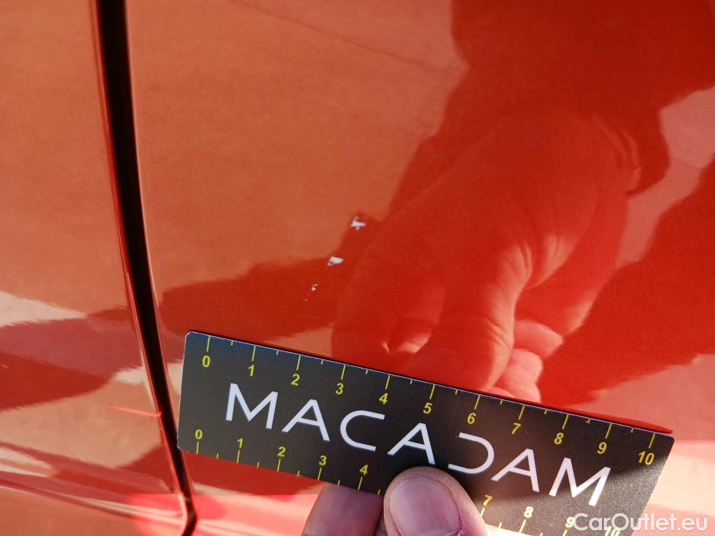  Volkswagen  T-ROC VOLKSWAGEN  / 2017 / 5P / todoterreno Advance Style 1.0 TSI 85kW (115CV) #23