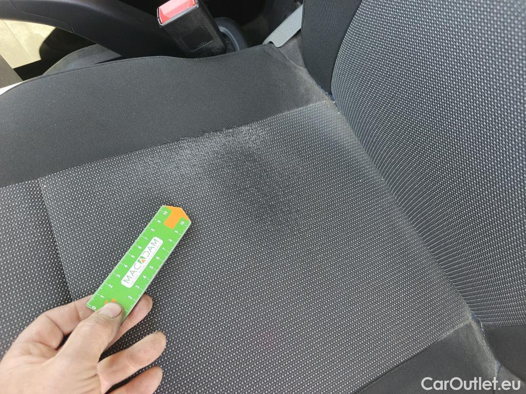  Peugeot  Partner PEUGEOT  / 2018 / 3P / furgón derivado de turismo Pro Standard 600kg BlueHDi 73kW #30