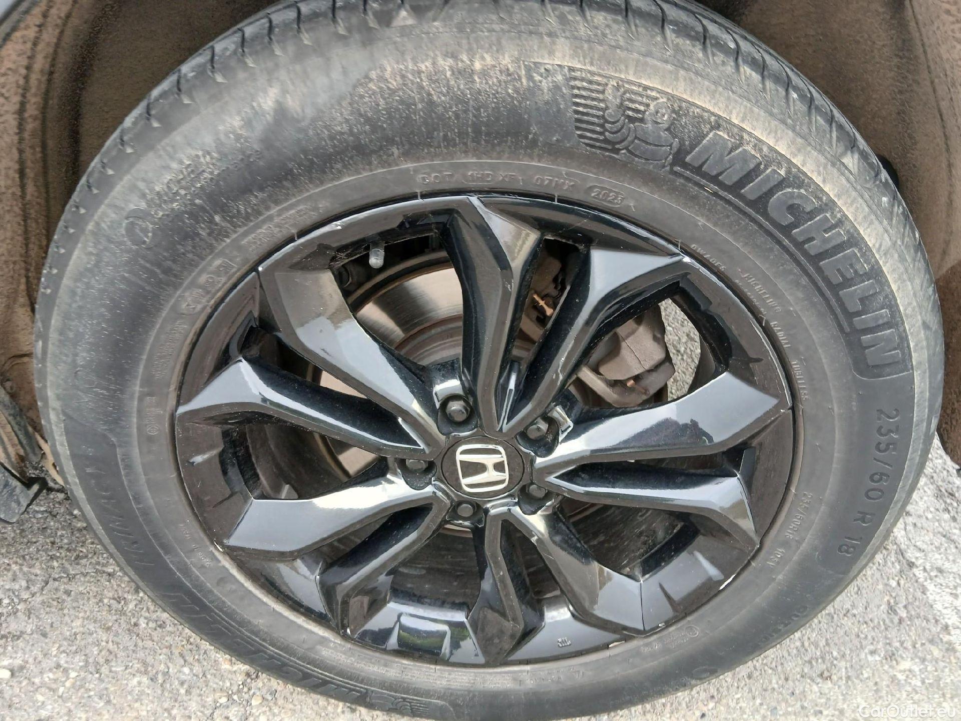  Honda  CR-V HONDA  / 2018 / 5P / todoterreno 2.0 i-MMD 4x2 SPORT LINE #19