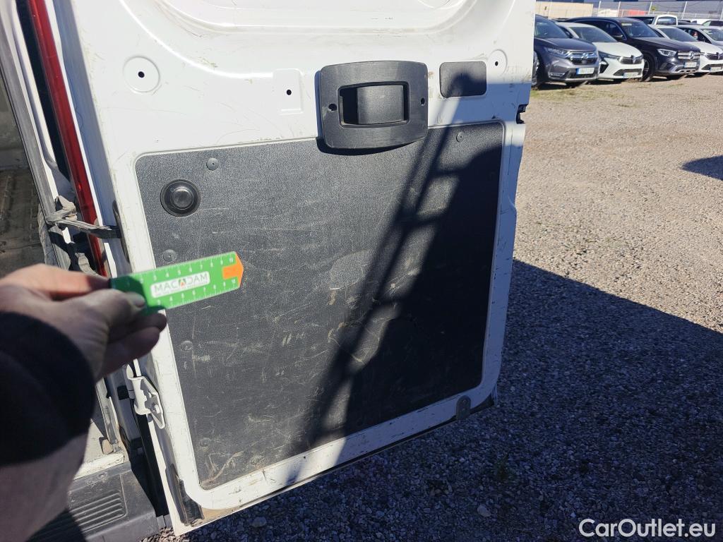  Citroen  Jumper CITROEN  / 2014 / 4P / furgón BlueHDi 103KW (140CV) Furgón 35L2H2 #31