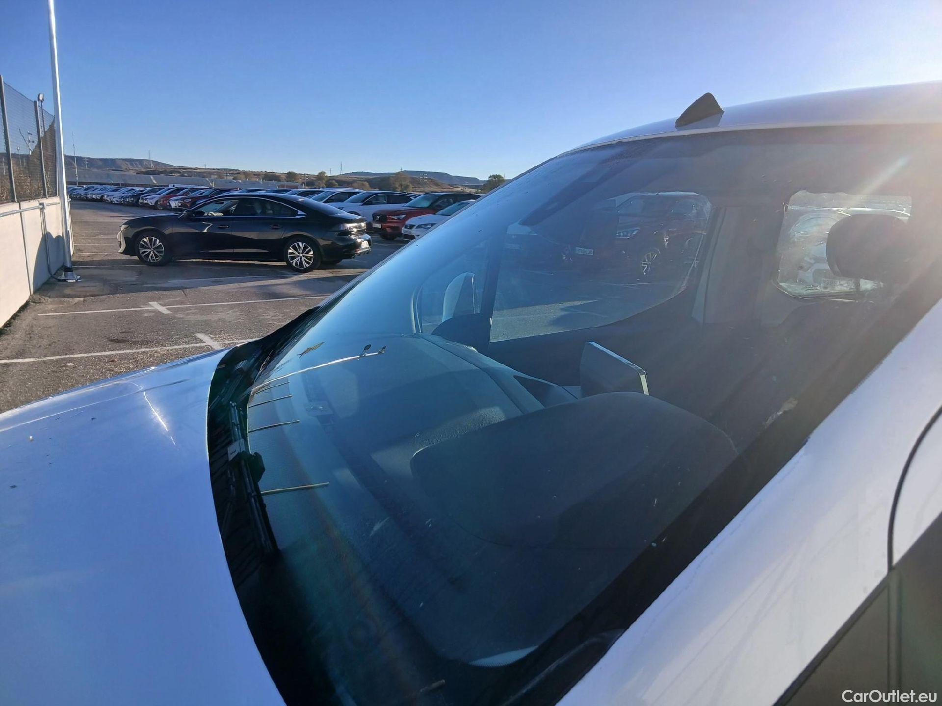  Peugeot  RIFTER PEUGEOT  / 2018 / 4P / combi Active Standard BlueHDi 73kW (IND) (CX2) #27