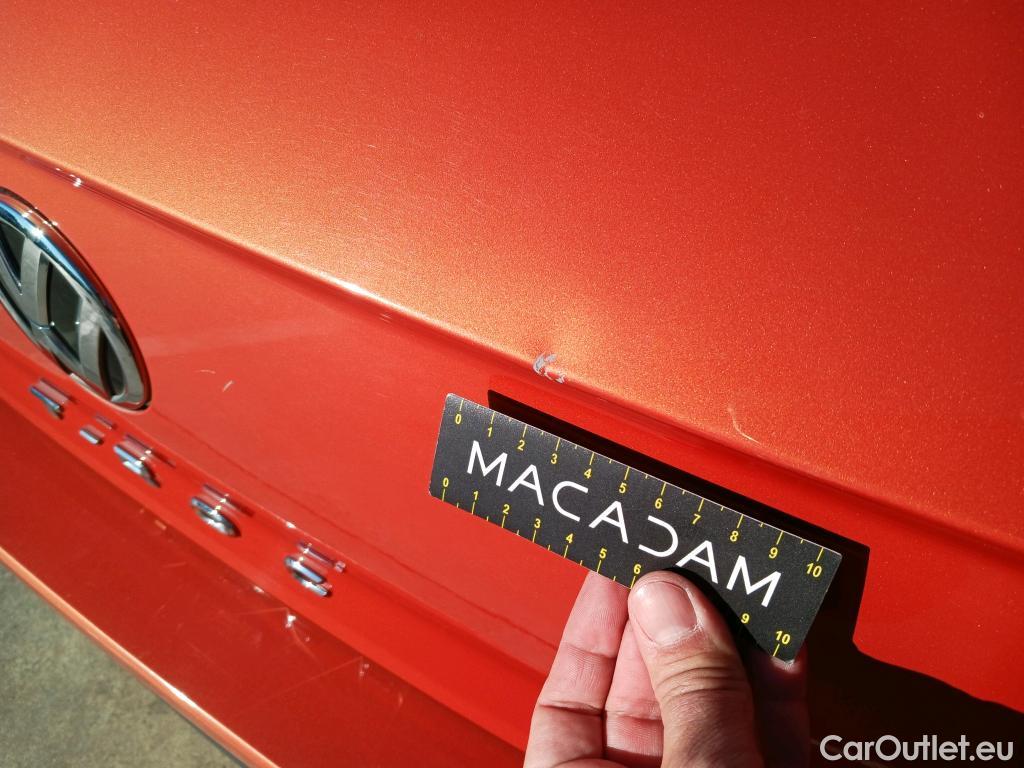  Volkswagen  T-ROC VOLKSWAGEN  / 2017 / 5P / todoterreno Advance Style 1.0 TSI 85kW (115CV) #2