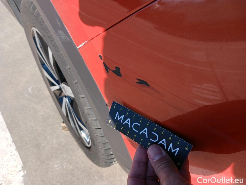  Volkswagen  T-ROC VOLKSWAGEN  / 2017 / 5P / todoterreno Advance Style 1.0 TSI 85kW (115CV) #16