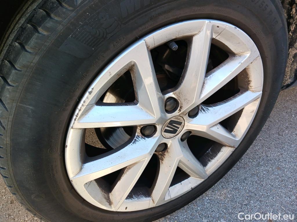  Land Rover  Discovery SEAT Nuevo León / 2020 / 5P / berlina con portón 2.0 TDI 85kW S&S Style Go (AC4) #26